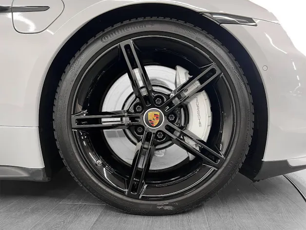 Porsche Taycan Turbo Sport Turismo