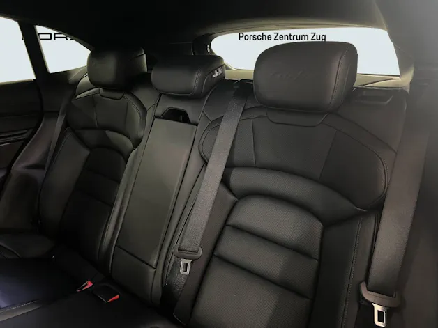 Porsche Taycan Turbo Sport Turismo
