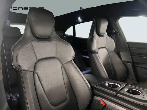 Porsche Taycan Turbo Sport Turismo