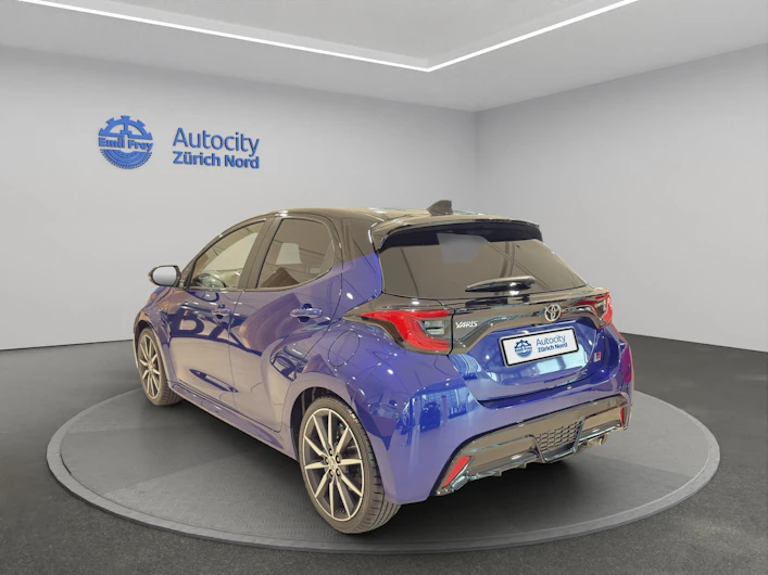Fahrzeugbild TOYOTA YARIS