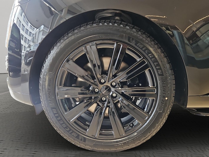 Vehicle image LAND ROVER RANGE ROVER