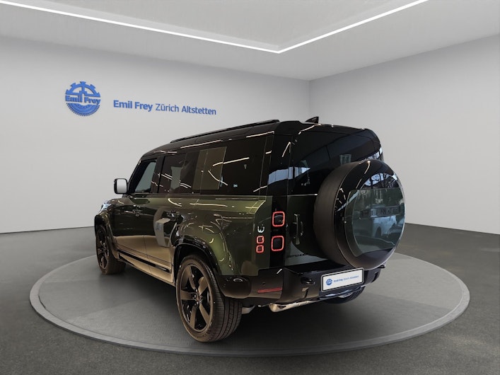 Vehicle image LAND ROVER DEFENDER