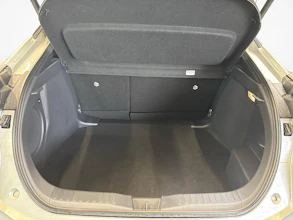 https://vehicle.imgix.net/4193892/bfd5e381-c770-4ba3-9f71-ce4a2d1f2ab9.jpg