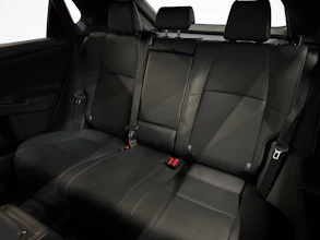 https://vehicle.imgix.net/4193900/8b826ce4-4a05-4c54-8a9d-9b870d6e1222.jpg