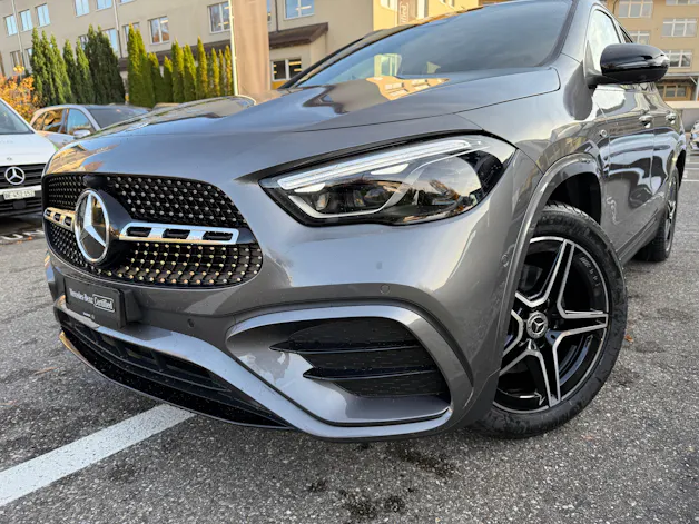 Mercedes-Benz GLA 250 e EQ Star