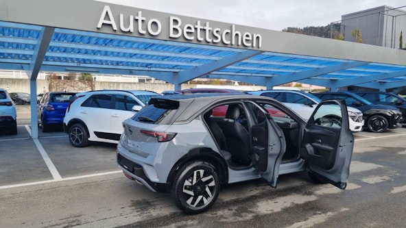 Vehicle image 6 Vehicle image 6