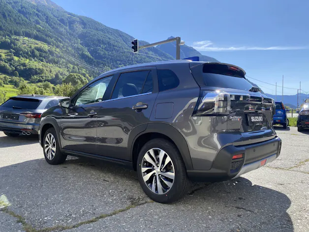 Suzuki S-Cross 1.4 T Compact Top Hybrid 4x4