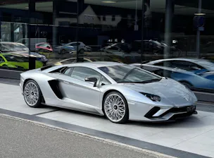 Lamborghini Aventador S LP740-4 Coupé E-Gear