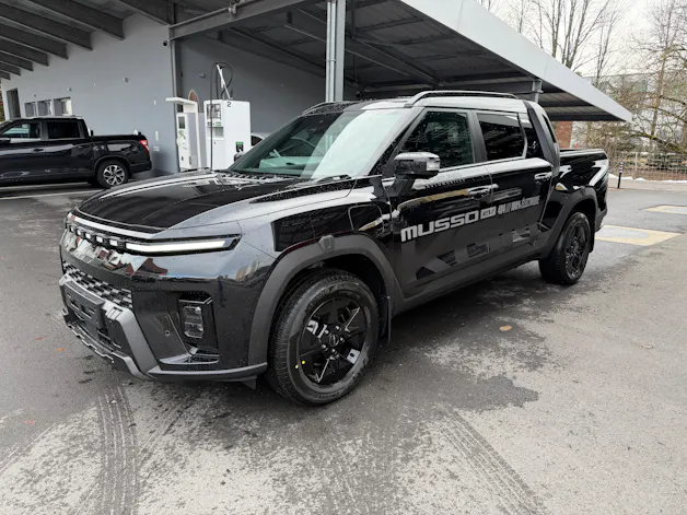 KGM -SsangYong Musso 80,6 kWh Blackline 4WD