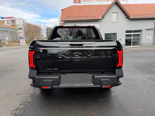 KGM -SsangYong Musso 80,6 kWh Blackline 4WD