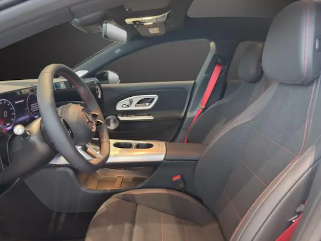 Mercedes-Benz CLA 220 8G-DCT 4Matic