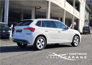 Škoda Kamiq 1.0 TSI Ambition DSG *Rückfahrkamera+8-fach bereift m. Pneu*