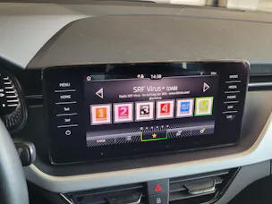 Škoda Kamiq 1.0 TSI Ambition DSG *Rückfahrkamera+8-fach bereift m. Pneu*