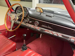 Mercedes-Benz 300 SL