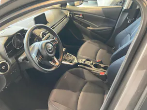 Mazda 2 SKYACTIV-G 90 Revolution Automat