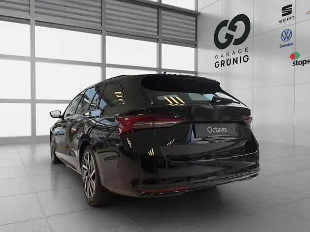 Škoda Octavia Combi 1.5 TSI mHEV DSG Dynamic