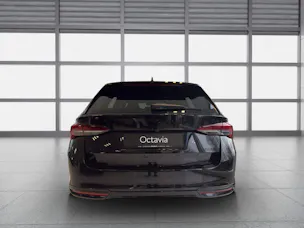 Škoda Octavia Combi 1.5 TSI mHEV DSG Dynamic