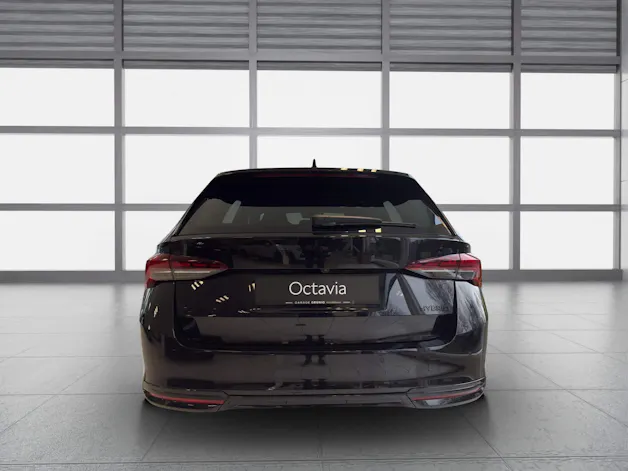 Škoda Octavia Combi 1.5 TSI mHEV DSG Dynamic