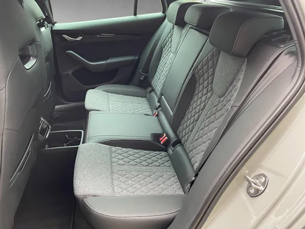 Škoda Octavia Combi 2.0 TSI DSG Sport Line 4x4