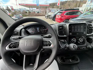 Fiat Ducato Maxi 35 L4H3 2.2MTJ 180PS 3T AHK 270°Tür, Holzboden, Doppelairbag, Apple Car Play