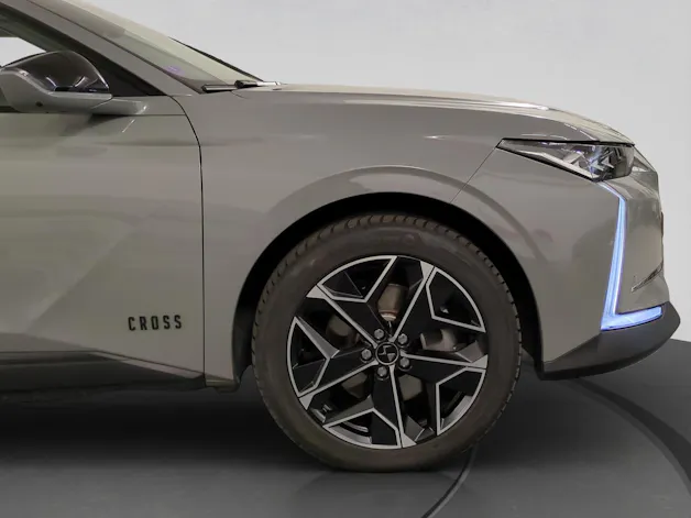 DS Automobiles AUTOMOBILES DS 4 1.6 E-Tense Cross Rivoli