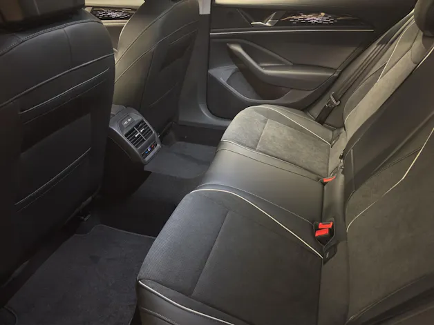 VW Passat Variant 1.5 eTSI evo2 Business DSG