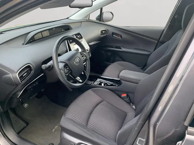 Toyota Prius 1.8 VVT-i HSD AWD-i Premium