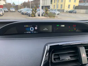 Toyota Prius 1.8 VVT-i HSD AWD-i Premium