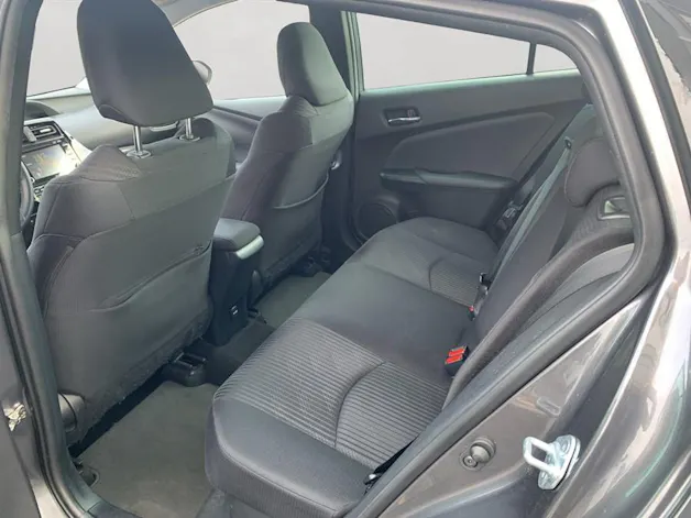 Toyota Prius 1.8 VVT-i HSD AWD-i Premium