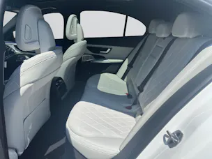 Mercedes-Benz E 400 e 4Matic 9G-Tronic