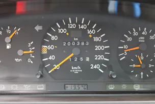 Mercedes-Benz 300 CE