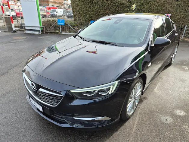 Opel Insignia 2.0 T Grand Sport Excellence 4WD 300 PS Automat.