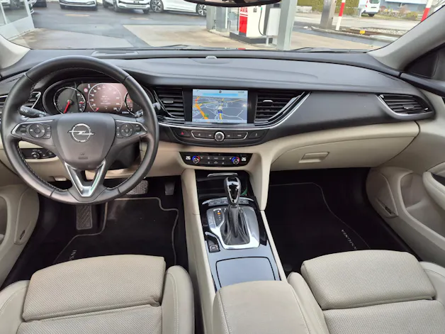 Opel Insignia 2.0 T Grand Sport Excellence 4WD 300 PS Automat.