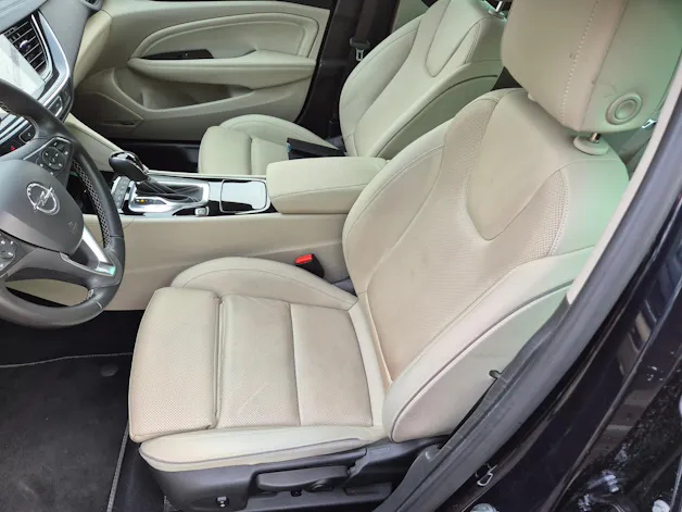 Opel Insignia 2.0 T Grand Sport Excellence 4WD 300 PS Automat.