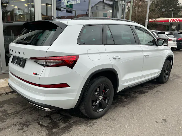 Škoda Kodiaq RS 4x4 *** TOPAUSSTATTUNG MIT WERKSGARANTIE ***