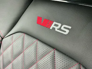 Škoda Kodiaq RS 4x4 *** TOPAUSSTATTUNG MIT WERKSGARANTIE ***