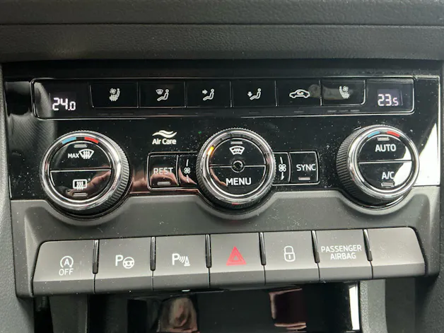 Škoda Kodiaq RS 4x4 *** TOPAUSSTATTUNG MIT WERKSGARANTIE ***