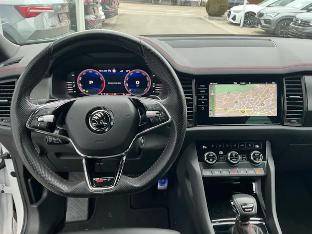 Škoda Kodiaq RS 4x4 *** TOPAUSSTATTUNG MIT WERKSGARANTIE ***