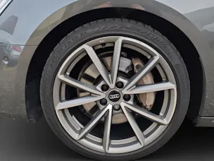 Audi A4 Avant 3.0 TDI Sport quattro tiptronic