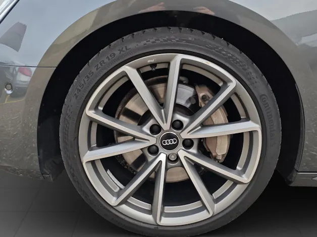 Audi A4 Avant 3.0 TDI Sport quattro tiptronic