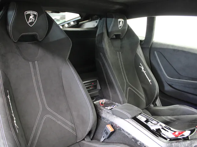 Lamborghini Huracan LP640-4 Coupé Performante DCT