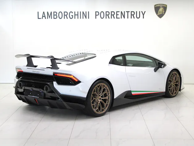 Lamborghini Huracan LP640-4 Coupé Performante DCT