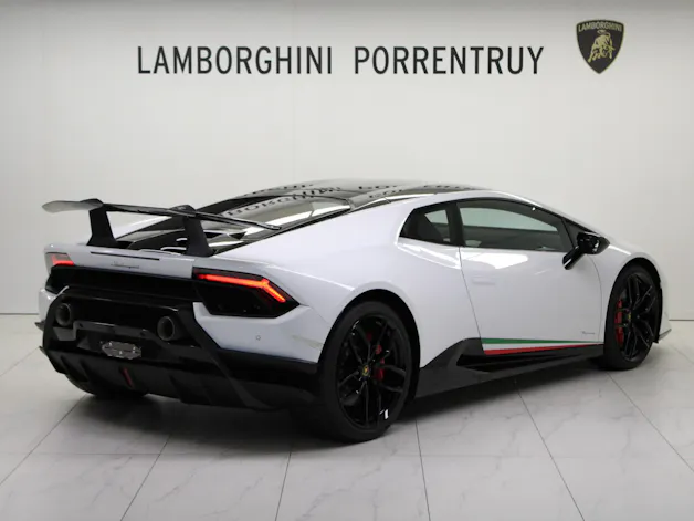 Lamborghini Huracan LP640-4 Coupé Performante DCT