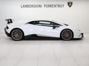 Lamborghini Huracan LP640-4 Coupé Performante DCT