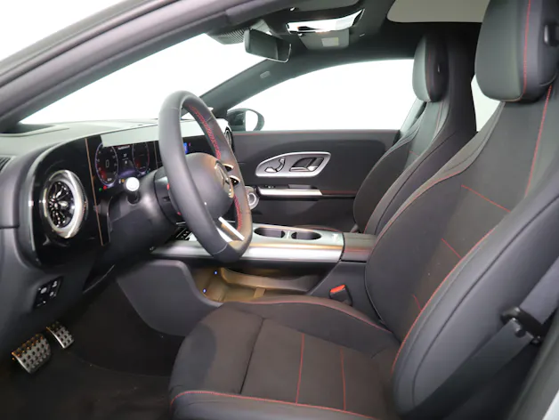 Mercedes-Benz CLA 220 8G-DCT 4Matic