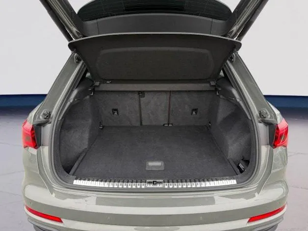 Audi Q3 35 TFSI S line Attraction S-tronic