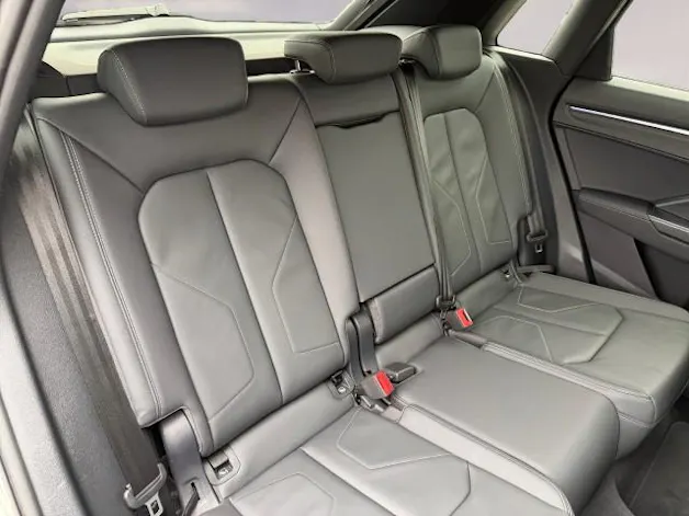 Audi Q3 35 TFSI S line Attraction S-tronic