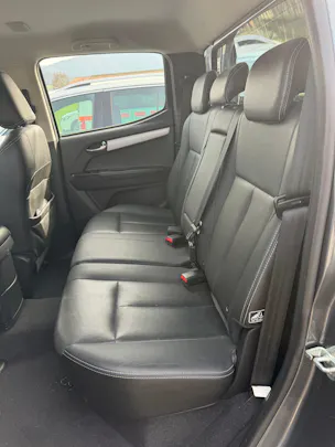 Isuzu D-MAX 1.9 Crew Cab Solar 4x4 Automatique