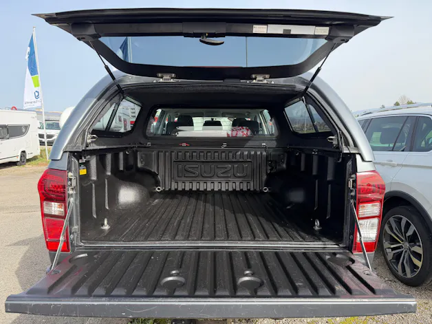 Isuzu D-MAX 1.9 Crew Cab Solar 4x4 Automatique