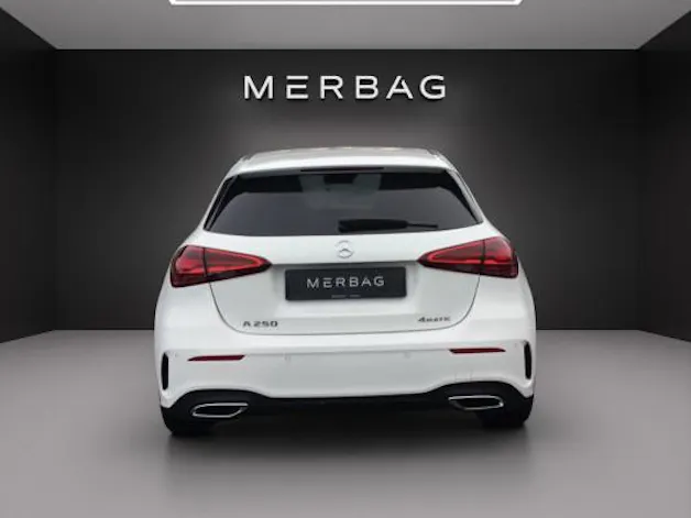 Mercedes-Benz A 250 4Matic 8G-DCT